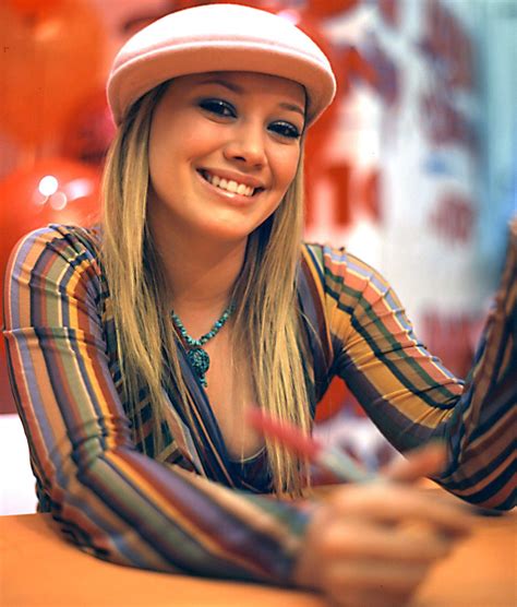 The lizzie mcguire movie turns 20 celebrate with these hilary duff