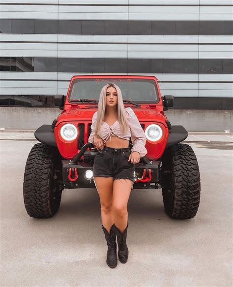 Fitmomof2whojeeps Nude