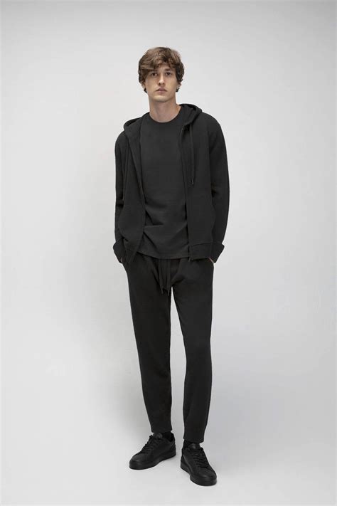 Men's Cashmere Clothing | Free U.S. Shipping Over $250 – NAKEDCASHMERE