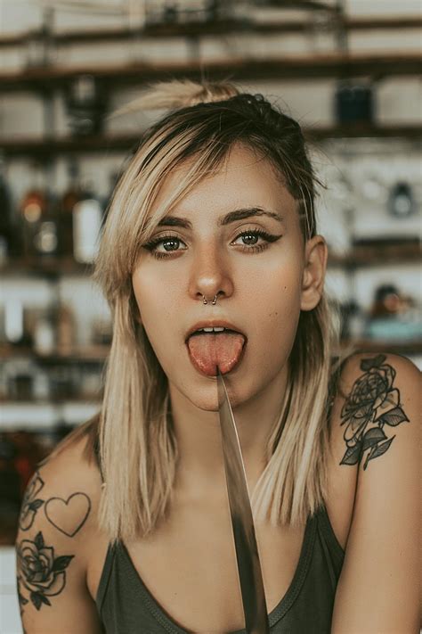 Tattooed Blond Woman Photos, Download The BEST Free Tattooed Blond