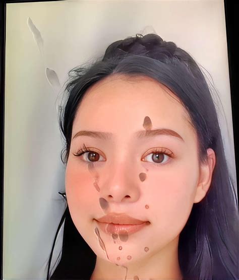 Bella Poarch Cum Tribute #2 (SOP) : u/PreciseAura