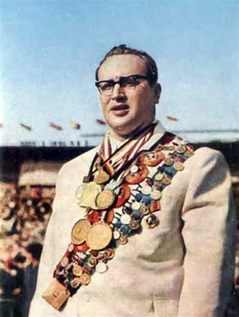Юрий Власов фото 1 из 16 в галерее на - 24СМИ