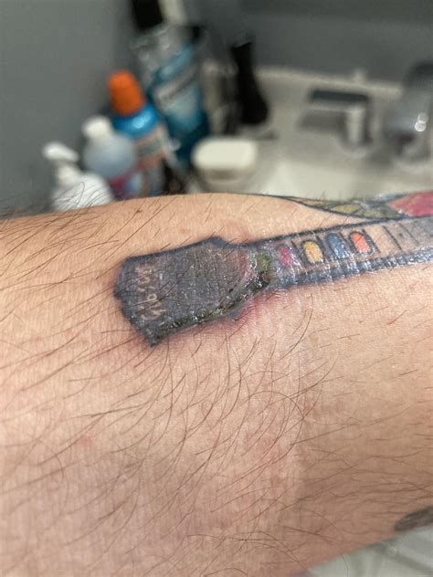 Is my tattoo infected? : r/tattooadvice