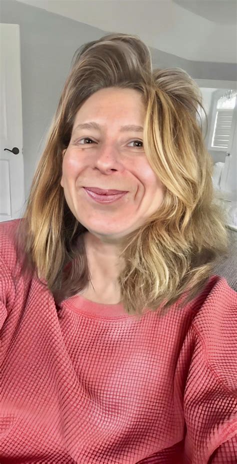 Weather Channel Stephanie Abrams : r/CurvyNewsWomen