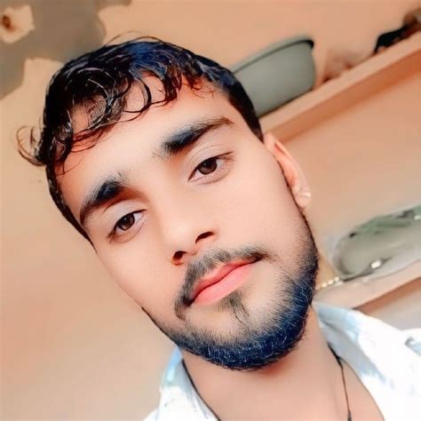 sukhveer yadav atsukhveer snapchat stories spotlight lenses