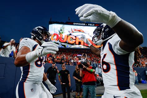 Broncos Game Grades: Albert Okwuegbunam stars in Denver's 41-0 win in