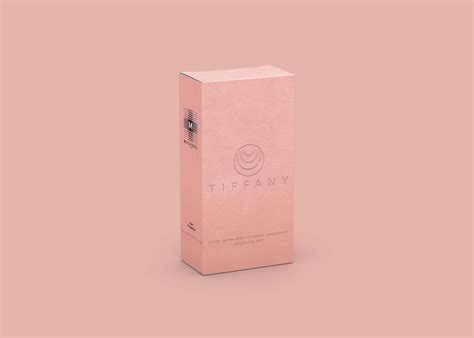 Free Cosmetic Luxury Packaging Mockup