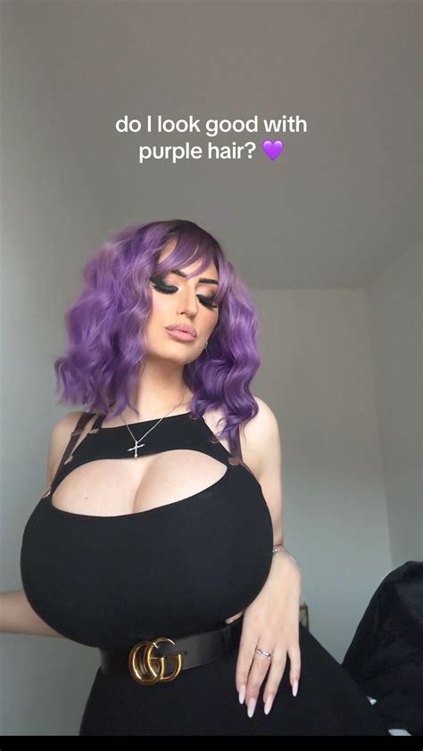 Yes or no? 😛 #outfit #purplehair #fyp | Chiara Mazzola (@chiaramazzola90)