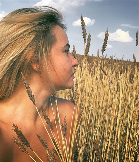 BEAUTY_Room_bykruppanatali - 🌾Не голая я 😇 Просто ловец на хлебном поле ...