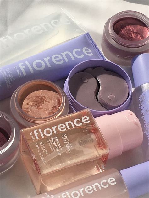 dm for credit or removal *:･ﾟ | Produits pour le visage, Produit de ...