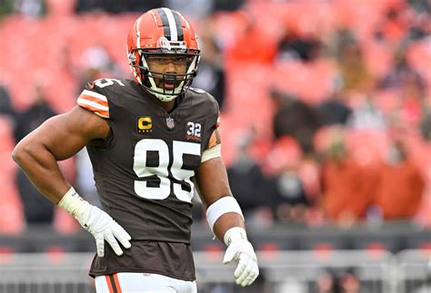 Myles Garrett Makes Big Projection About Joe Flacco