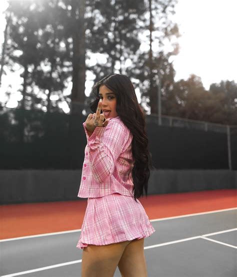 iamferv : r/Famosas_Latinas