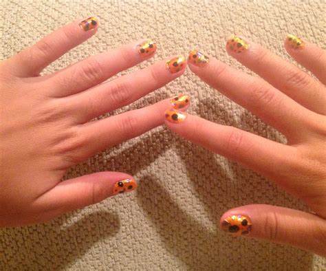 how to make nail stickers