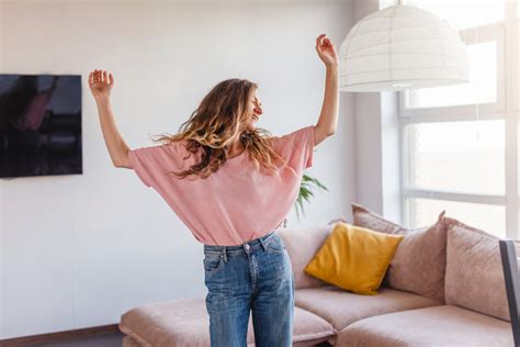 single  happy  love mentors  hacks relationships dating
