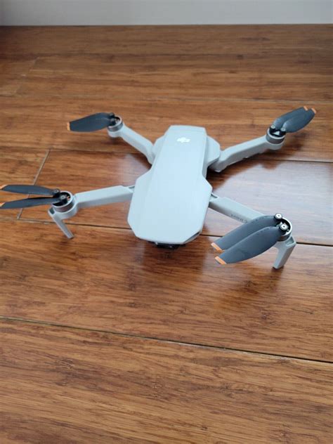 Дрон DJI Mini 2 + DJI RC N1