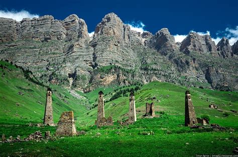 イングーシ共和国/Республика Ингушетия/Republic of Ingushetia/コーカサス山脈/ナフ人の塔 ...