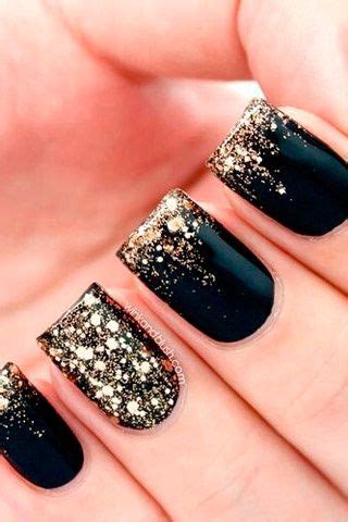 Black and gold glitter nails