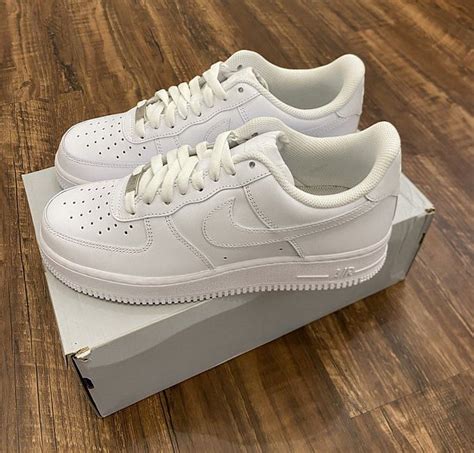 5 Best White Nike Sneakers One Can Buy Right Now