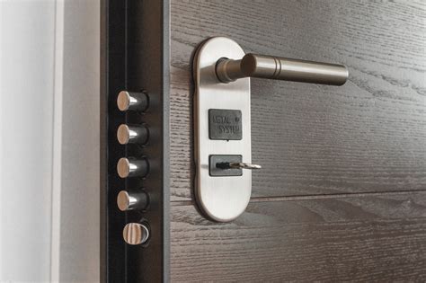 Door Lock Installation Step by Step Guide :: YardYum - Garden Plot Rentals