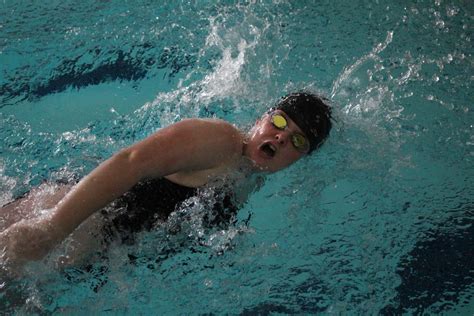 Girls swim at Hutchinson (April 19) photo gallery by Regina Waugh ...