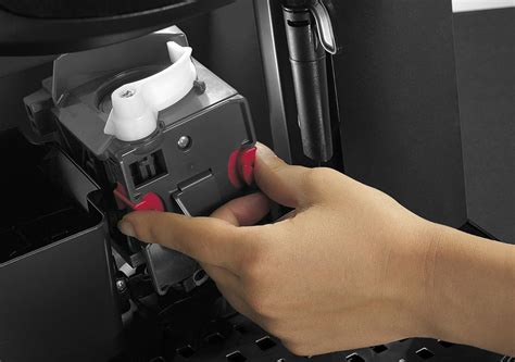 Как почистить кофемашину DeLonghi: инструкция и эффективные советы по ...