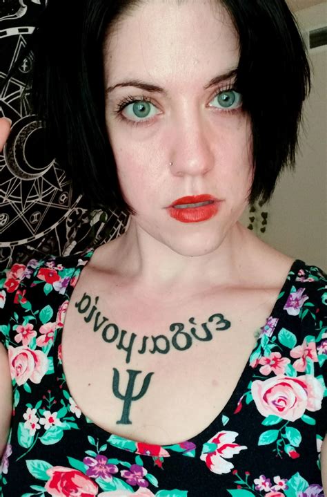 Up close-ish | Scrolller