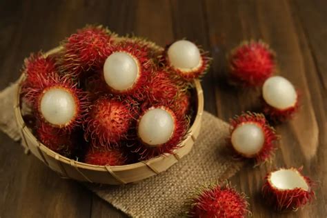 7 Tips for Delicious Rambutan Recipes in the Philippines - pinascuisine.com