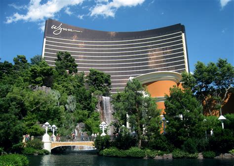 On This Date, April 28, 2005, the Wynn Opened in Las Vegas : Las Vegas 360