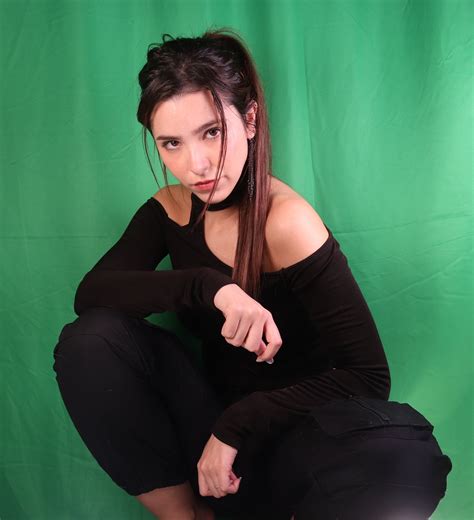 Vico asmr : r/prettiestAsmrtists