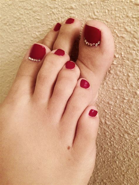 View Red Nail Designs Toes Gif - jonathansamplecomics