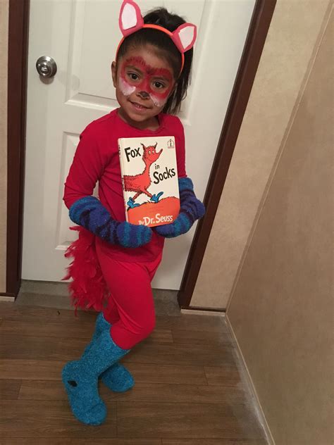 last minute fox in socks costume diy 5