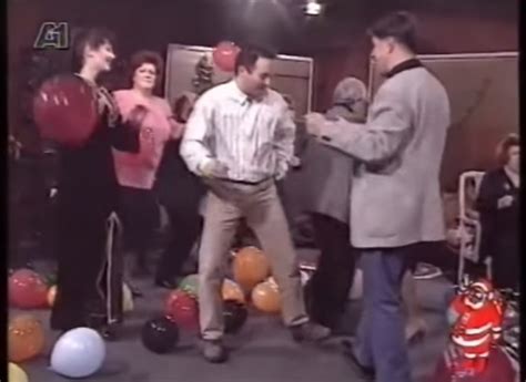 Легендарно видео од прославата на 1996 година на една македонска ...