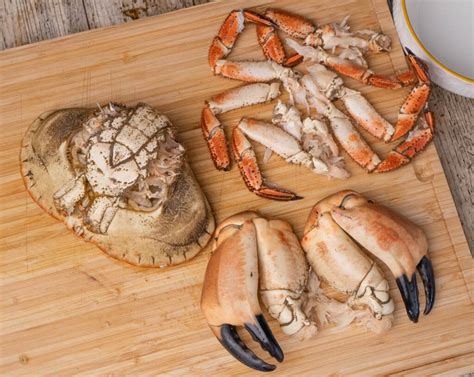 Dressed Crab (How to Dress a Cooked Crab) - Flawless Food