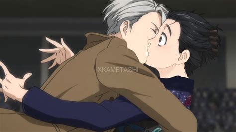 VICTUURI KISS (UNCENSORED) - YouTube