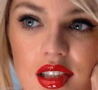 Hot GIFs - Get the best gif on GIFER