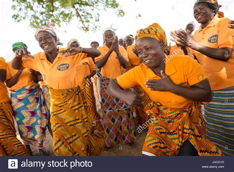 Ghana women hi-res stock photography and images - Alamy