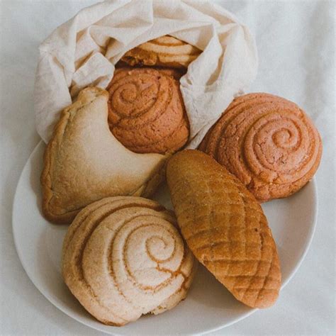 Delicias Bakery And Some | #WeAllGrow Latina