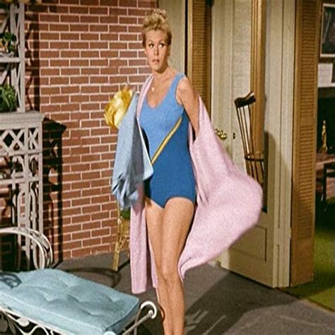 Sexy Photos Of Elizabeth Montgomery