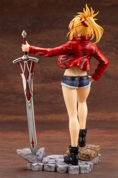 Saber of Red 1/7 PVC Figure