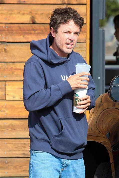 Casey Affleck likely not attending Ben, Jennifer Lopez wedding