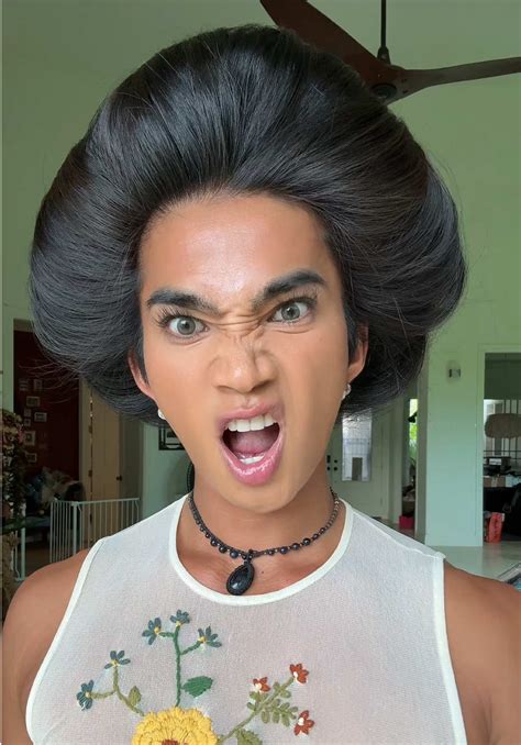 Do I have the best Halloween costume | Natalie Reynolds (@nataliireynoldss)