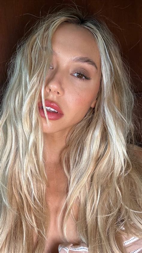 Alexis Ren - Photo Shoot March 2023 • CelebMafia