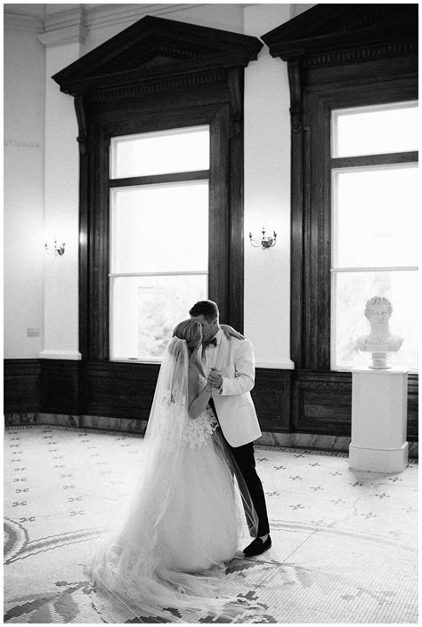 Alexis & Andrew | The Gibbes Museum of Art - The Wedding Row