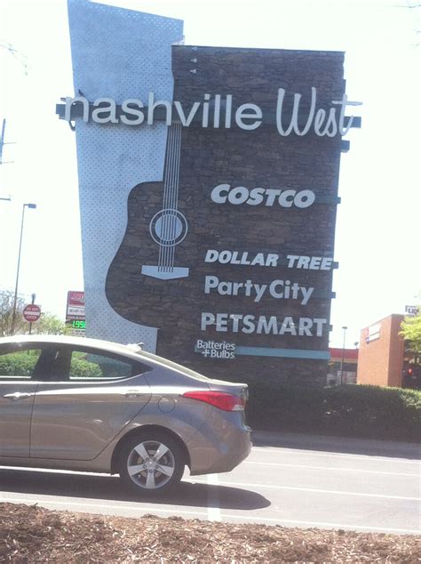 Nashville West Shopping Center 6716 Charlotte Pike, Nashville, TN 37209 ...