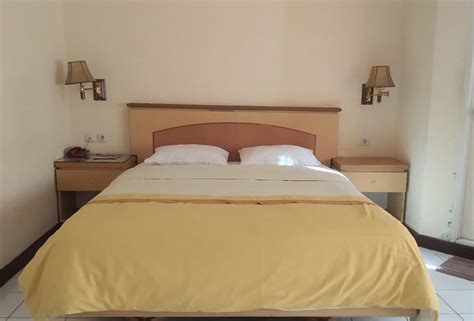 Superior Room – Paiton Resort Hotel
