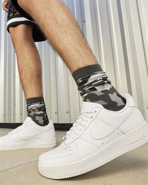 Nike Air Force 1 '07 Men's Shoes. Nike VN