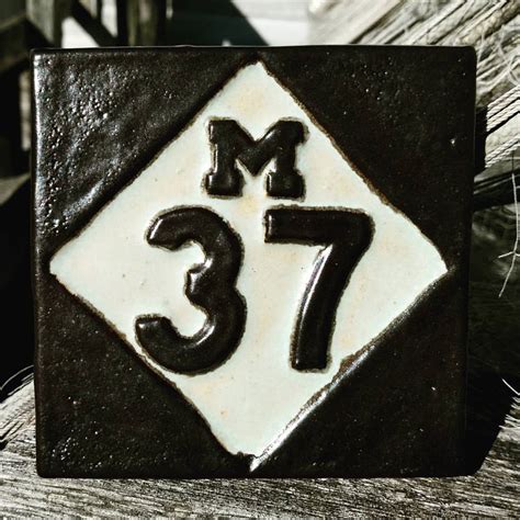 M37 (sign)