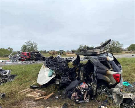 7 killed in head-on crash involving suspected migrant-smuggling vehicle