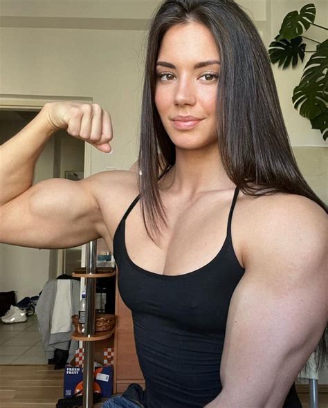 Vladislava Galagan , the latest viral bodybuilding phenomenon: I'm like ...