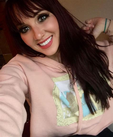 Erica Fett : r/PrettyGirls